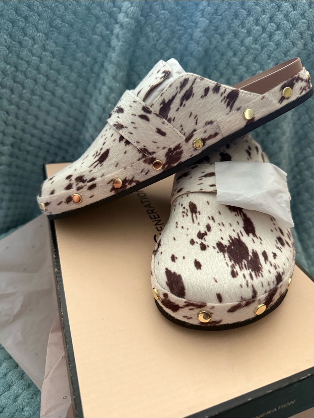 BCBGeneration White and Brown Spotted Kids Moccasins
